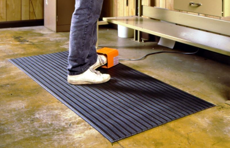 What Floor Mats Should I Buy: Retail/Cashiers  Industrial Rubber  Anti-Fatigue Mats, Dock Bumpers, Wheel Chocks