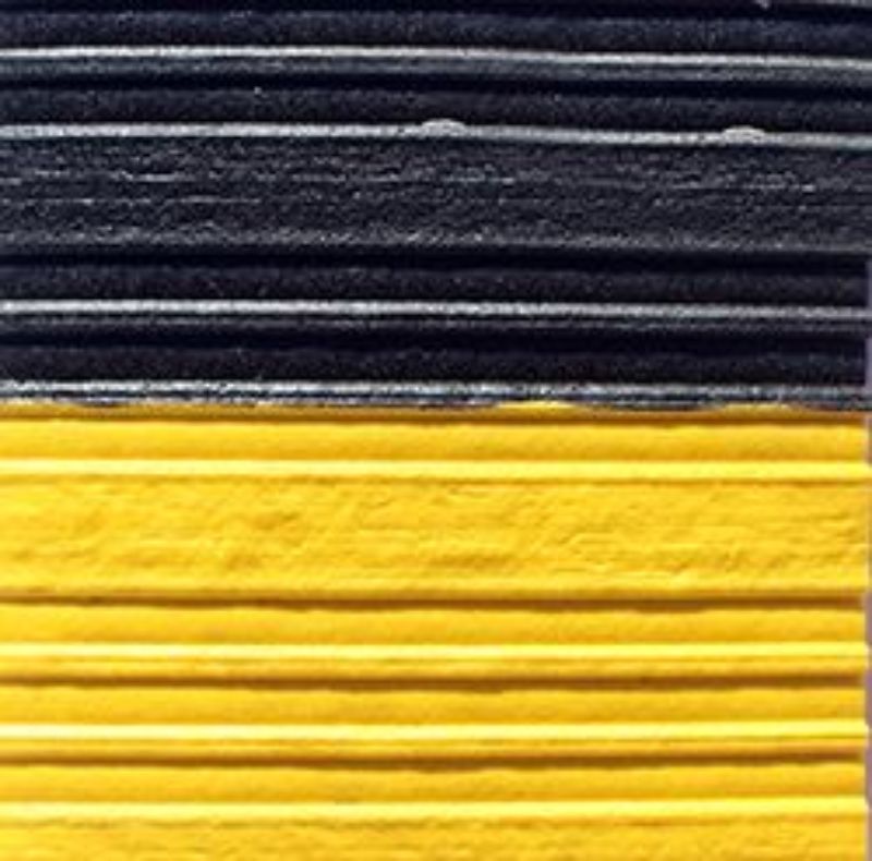 https://www.durablecorp.com/images/thumbs/0001399_safety-spun-roll-38x36x60-black-w-yellow-border_800.jpeg